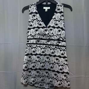 Dressbarn Black and Silver Lace Sequin Sleeveless V-Neck Dress, Size M